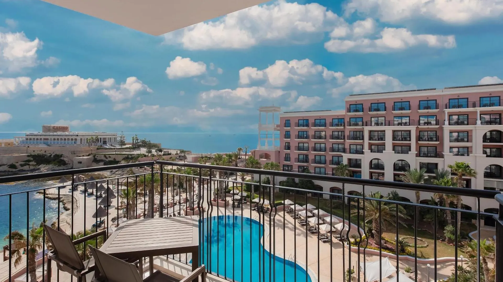 מלון Saint Julian's The Westin Dragonara Resort, Malta