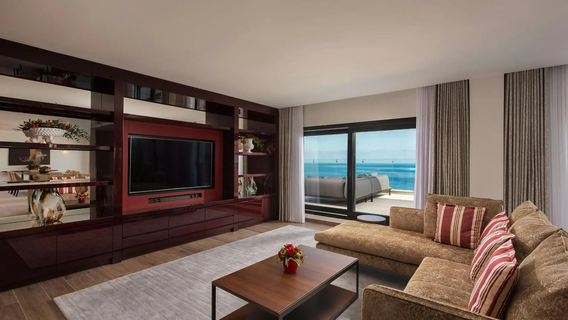 Отель The Westin Dragonara Resort, Malta Сент Джулианс